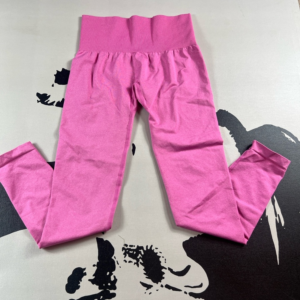 NVGTN Women's Pink Leggings